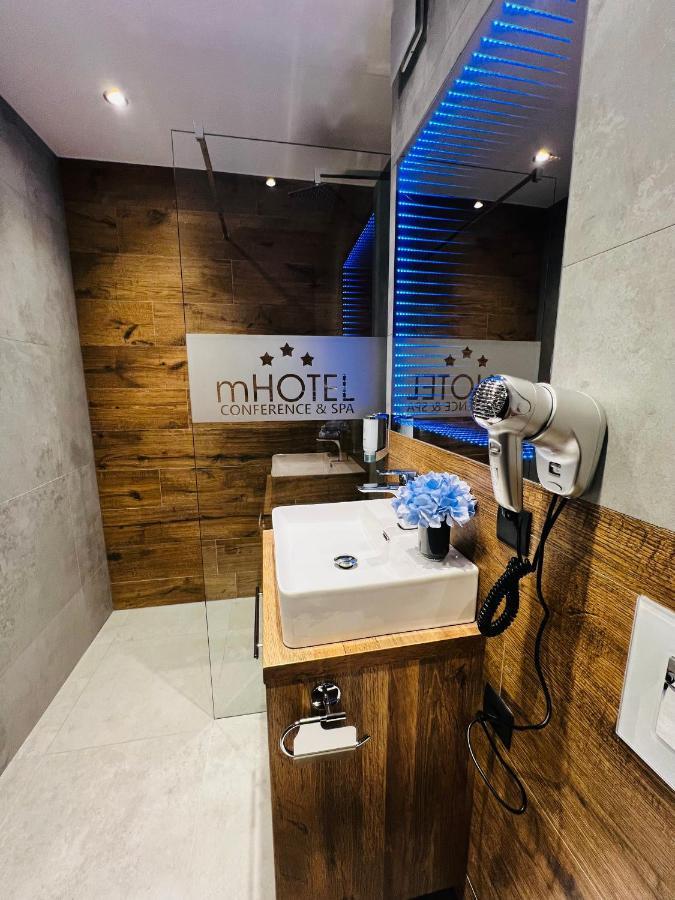 M Hotel Łódź Eksteriør billede